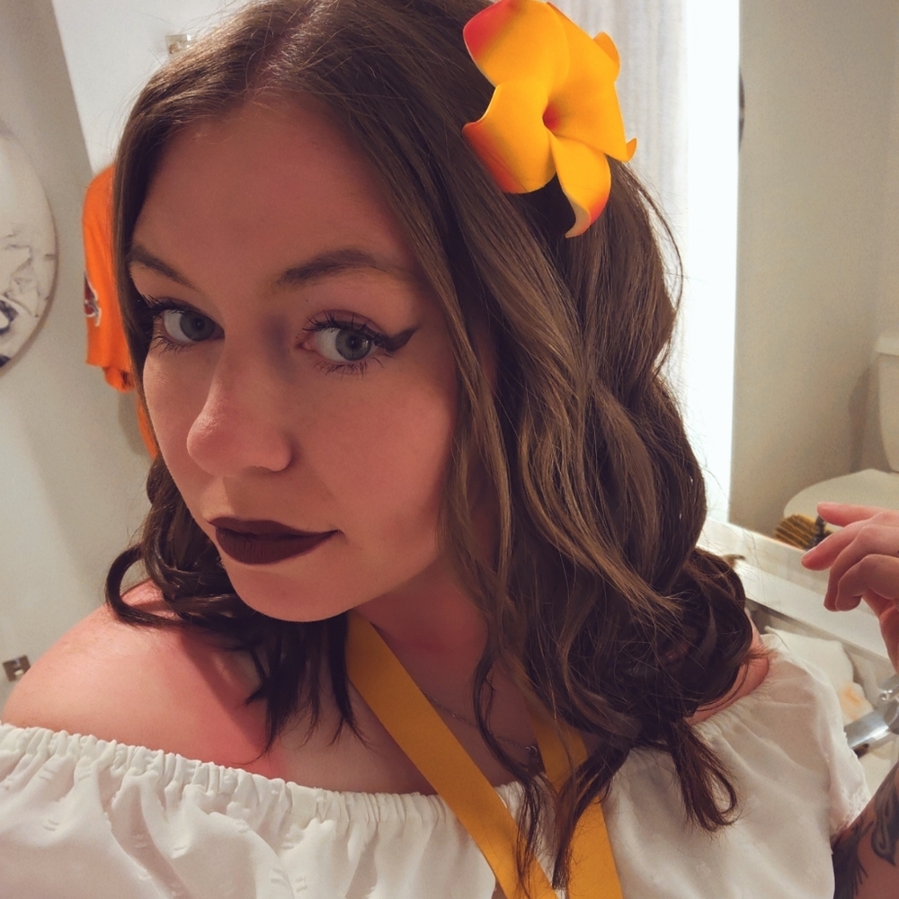 Meet your Posher, Kayla